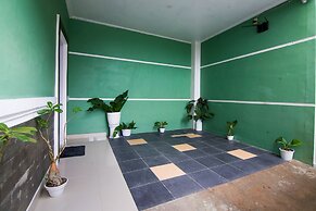 Super OYO 2808 D'residence Syariah