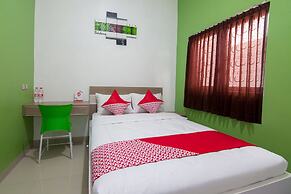 Super OYO 2808 D'residence Syariah