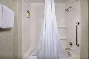 Holiday Inn Express Buffalo NE Lockport by IHG