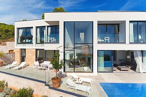 Luxury Villa Princess of Hvar with Pool