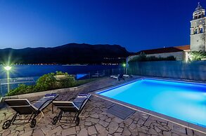 Beachfront Villa Gabriela with Pool