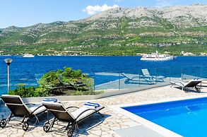 Beachfront Villa Gabriela with Pool