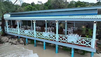 Sandy Beach Bungalows