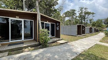 Sandy Beach Bungalows