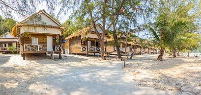 Sandy Beach Bungalows