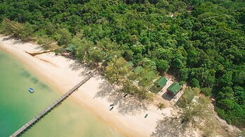 Sandy Beach Bungalows