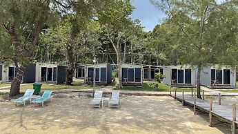 Sandy Beach Bungalows