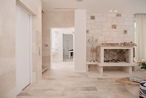 Beachfront Villa Seven Sins with Pool