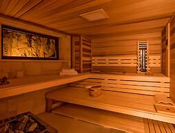 Beachfront Villa Seven Sins with Pool