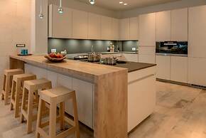 Beachfront Villa Seven Sins with Pool