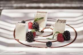 Radisson Blu Euphoria Resort, Mykonos