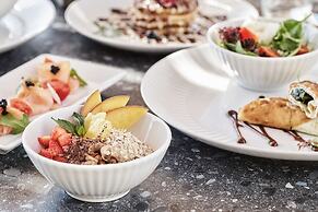 Radisson Blu Euphoria Resort, Mykonos