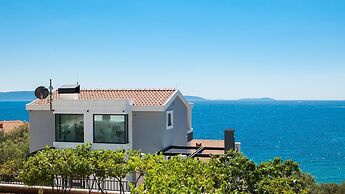 Beachfront Villa Azzurro With Pool
