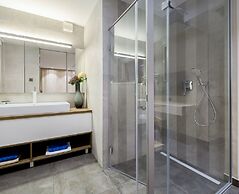 Beachfront Villa Azzurro With Pool