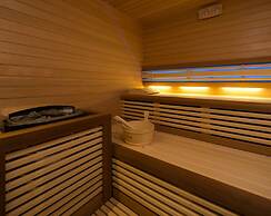 Beachfront Villa Azzurro With Pool