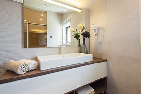 Beachfront Villa Azzurro With Pool