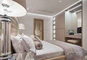 Luxury Villa Silent with Infinity Pool