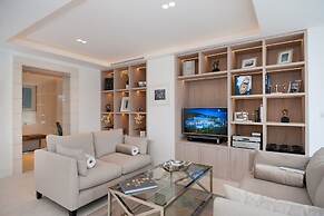 Luxury Villa Silent with Infinity Pool