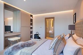 Luxury Villa Silent with Infinity Pool