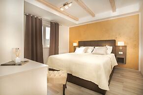 Villa Red Hacienda with Pool