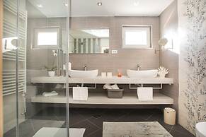 Villa Red Hacienda with Pool