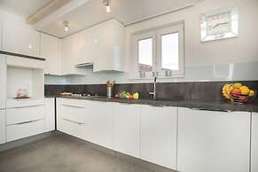 Villa Red Hacienda with Pool