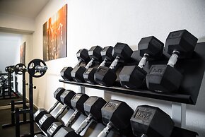 Beachfront Villa Grey Martini with Pool