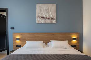 Beachfront Villa Seashell with Pool