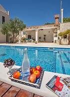 Luxury Villa Dolce Vita with Pool