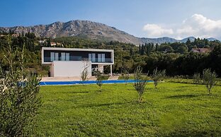 Villa Primavera with Swimming Pool
