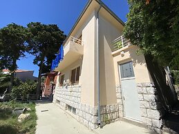 Integrated Hotel Arbia - Villa Magdalena