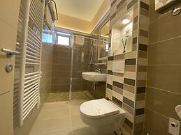 Integrated Hotel Arbia - Villa Magdalena