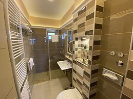 Integrated Hotel Arbia - Villa Magdalena