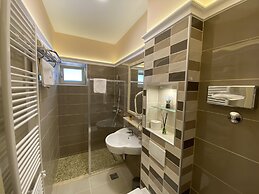 Integrated Hotel Arbia - Villa Magdalena