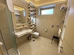 Integrated Hotel Arbia - Villa Magdalena