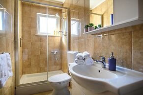 California Apartments II