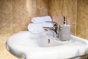 California Apartments II