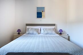 California Apartments II