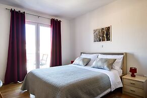 California Apartments II