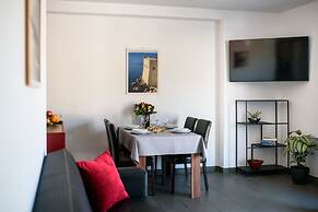 California Apartments II