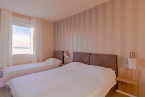 Luxury Villa White Velvet with Pool