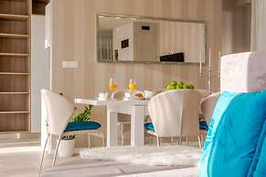 Luxury Villa White Velvet with Pool