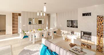 Luxury Villa White Velvet with Pool