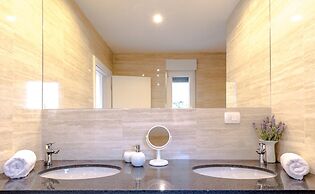 Luxury Villa White Velvet with Pool