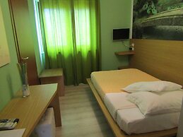 Hotel Opera