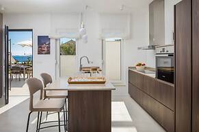 Luxury Villa Romeo with Heated Pool