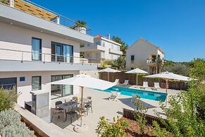 Luxury Villa Romeo with Heated Pool