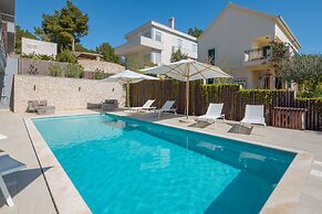 Luxury Villa Romeo with Heated Pool