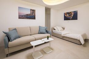 Luxury Villa Juliet with Heated Pool