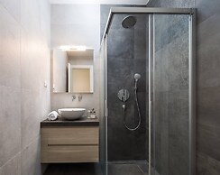 Luxury Villa Juliet with Heated Pool